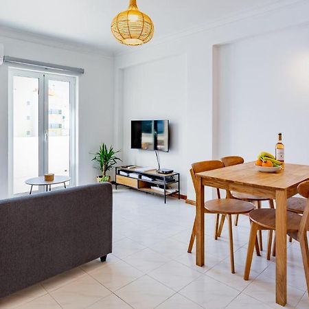 Bright 1Bdr Apartment W/Balcony By Lovelystay Vila Real de Santo Antonio Exterior photo
