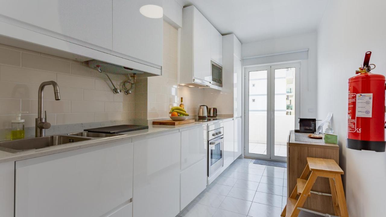 Bright 1Bdr Apartment W/Balcony By Lovelystay Vila Real de Santo Antonio Exterior photo